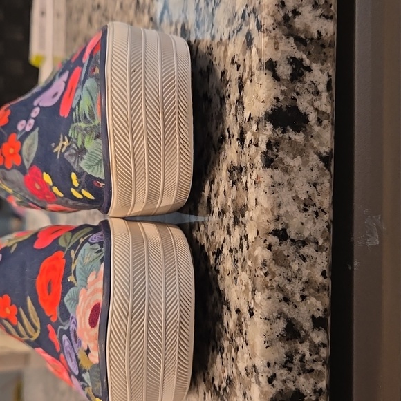 KEDS X RIFLE PAPER CO. TRIPLE DECKER VINTAGE BLOSSOM VELVET SNEAKERS. SIZE 6. - Picture 8 of 13